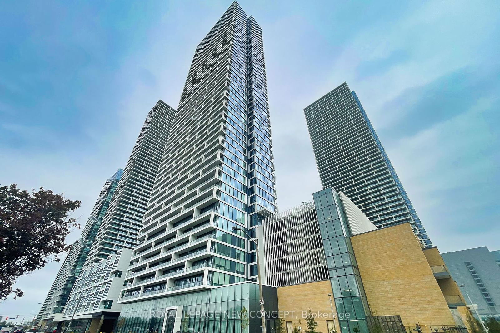 898 Portage Pkwy, unit 3506 for sale