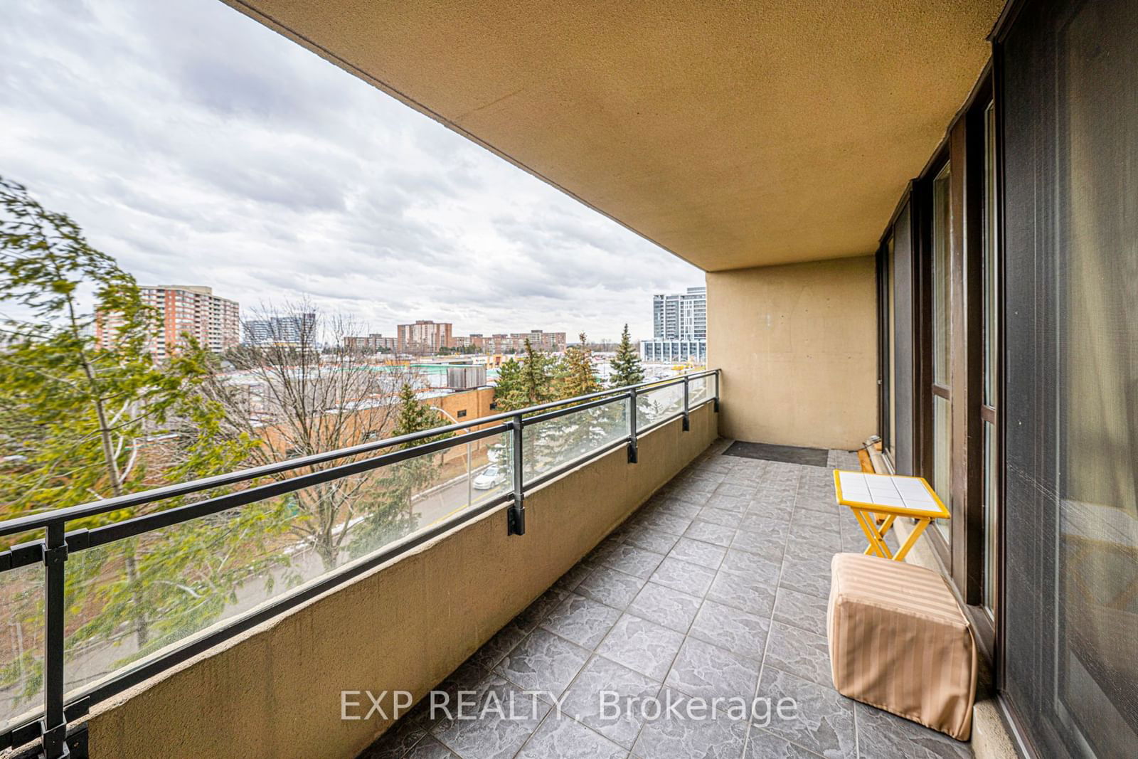 32 Clarissa Dr, unit 521 for sale - image #21