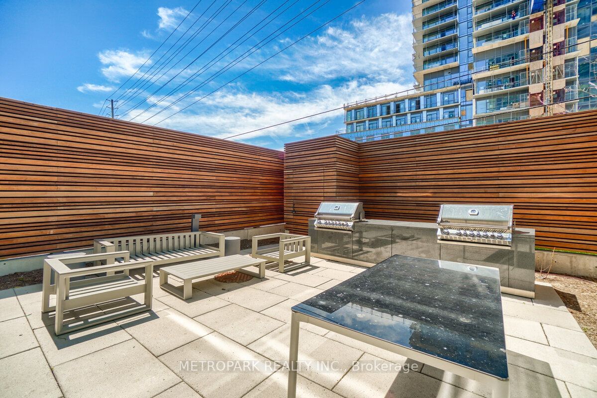 7895 JANE St, unit 3113 for sale - image #37