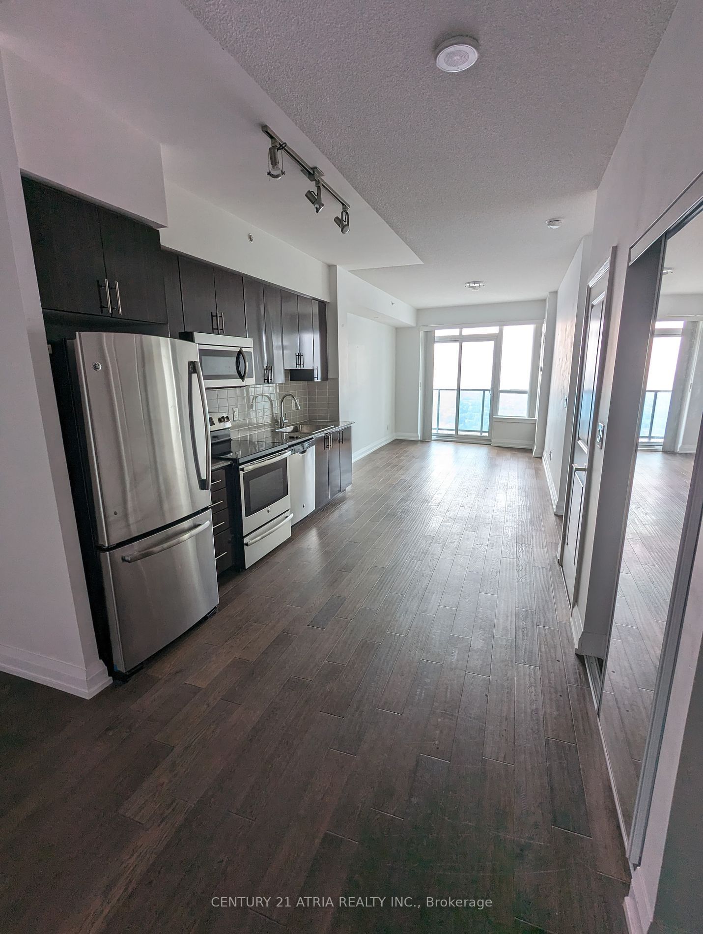 7161 Yonge St, unit 2533 for sale - image #4