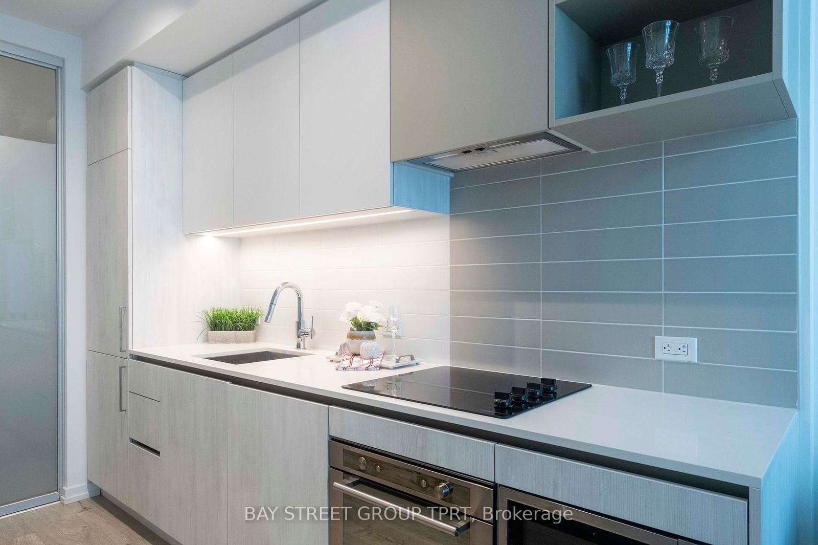 7890 Jane St, unit 703 for sale - image #11