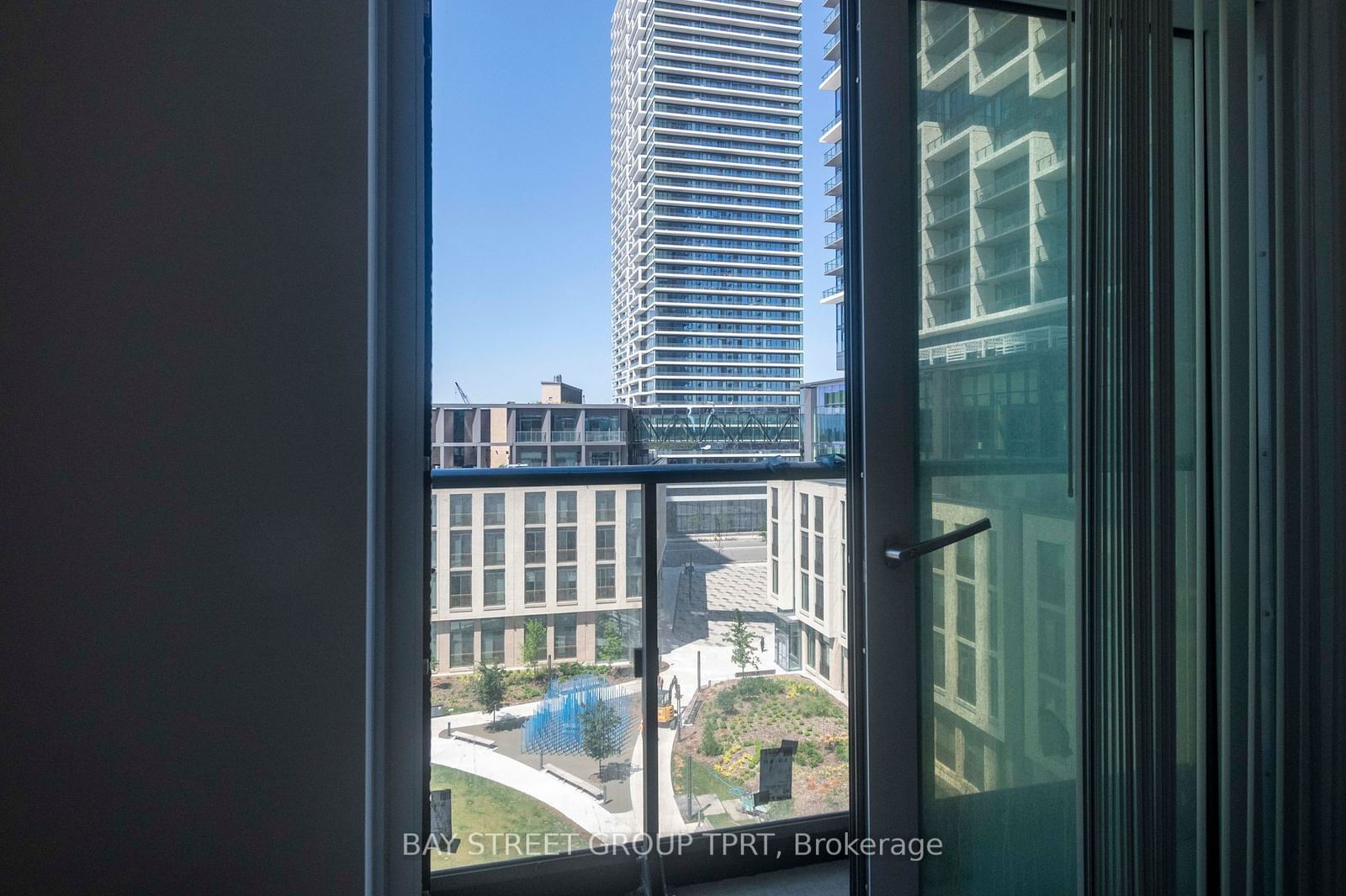 7890 Jane St, unit 703 for sale