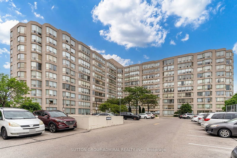 309 Major Mackenzie Dr E, unit 803 for sale - image #1