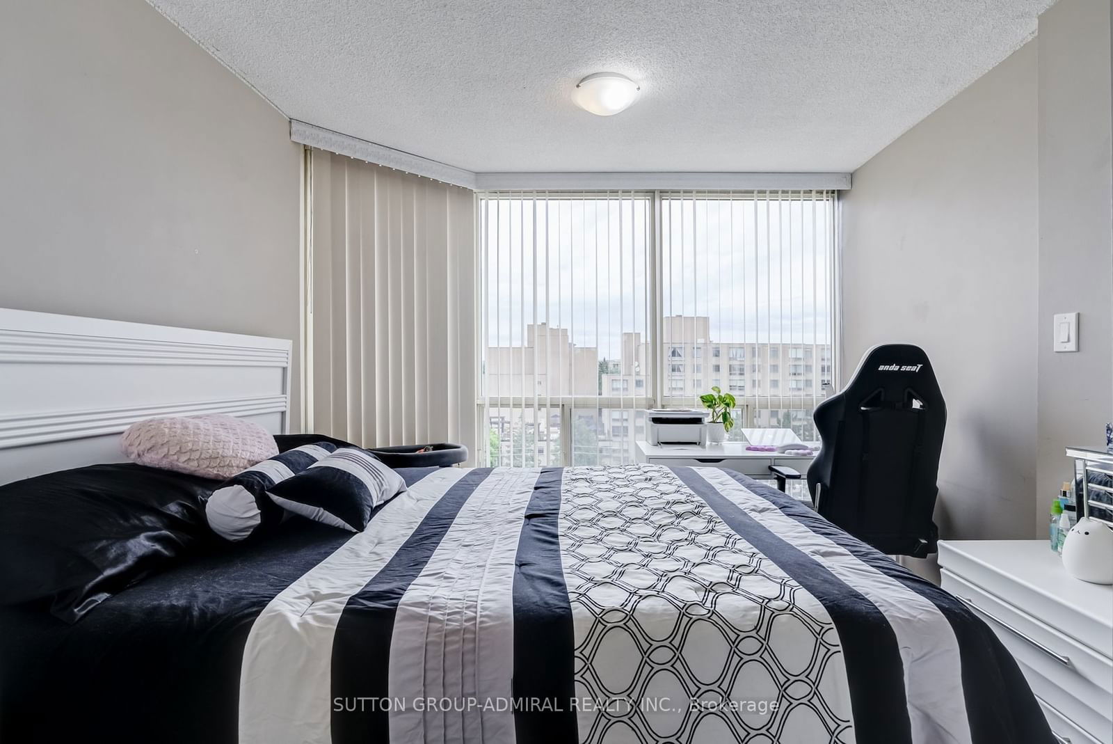 309 Major Mackenzie Dr E, unit 803 for sale - image #28