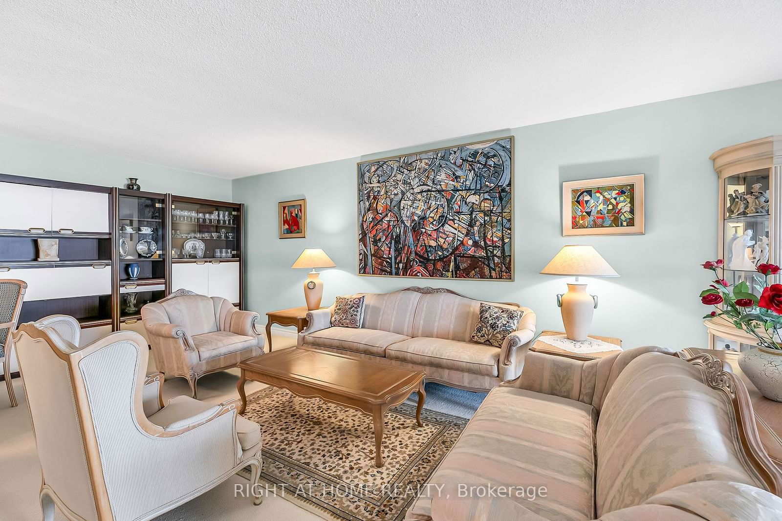 333 Clark Ave W, unit 510 for sale - image #9