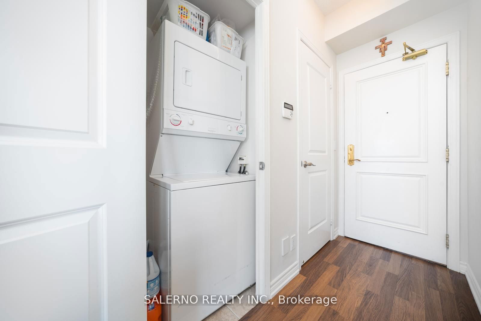 9225 Jane St, unit 1105 for sale - image #32