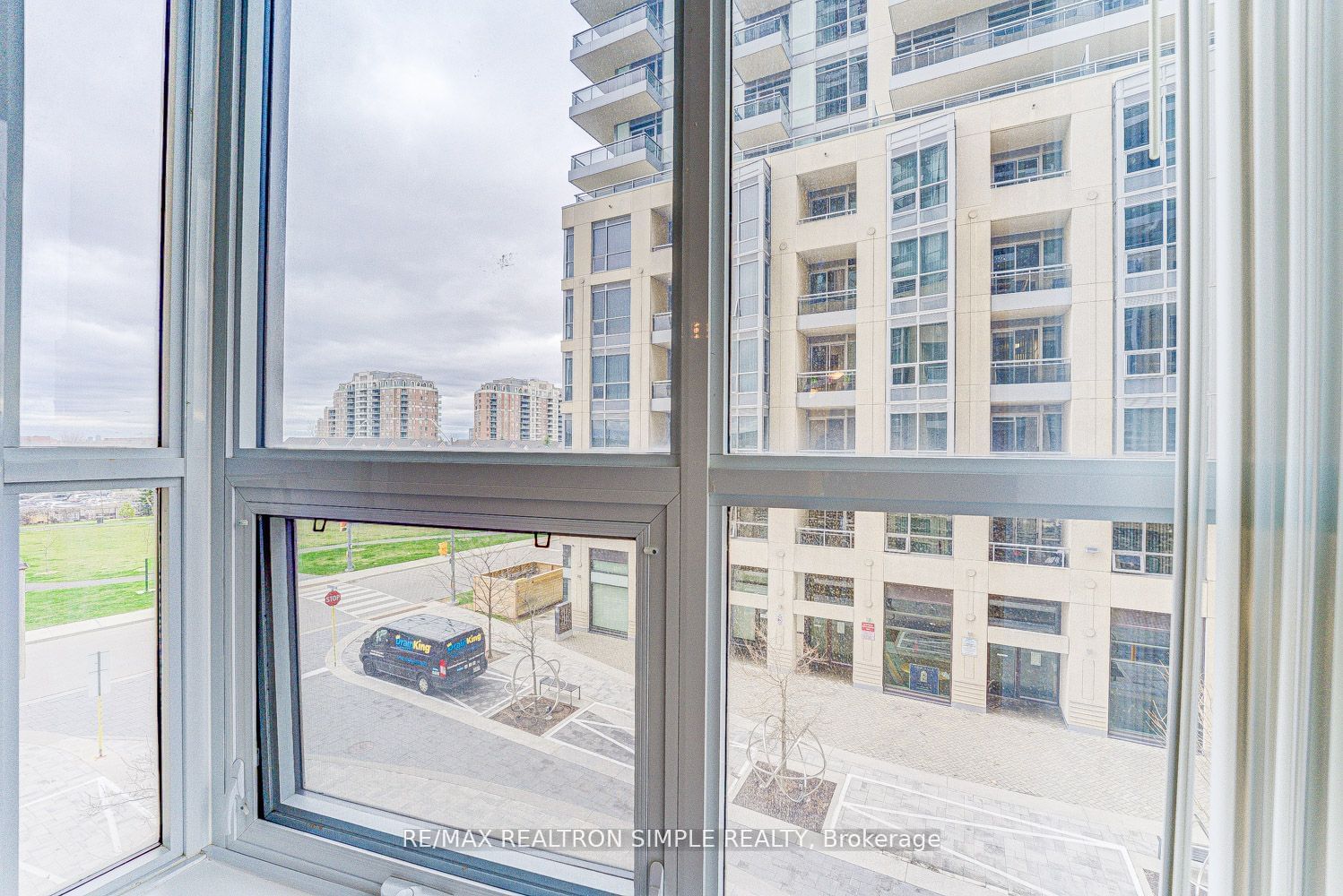 9205 Yonge St, unit 311 for sale - image #23