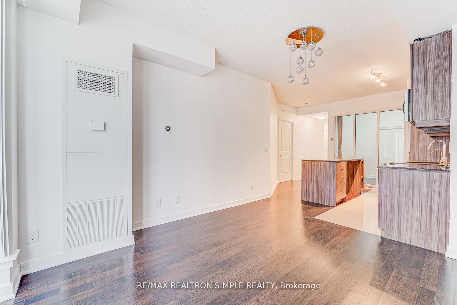 9205 Yonge St, unit 311 for sale - image #7