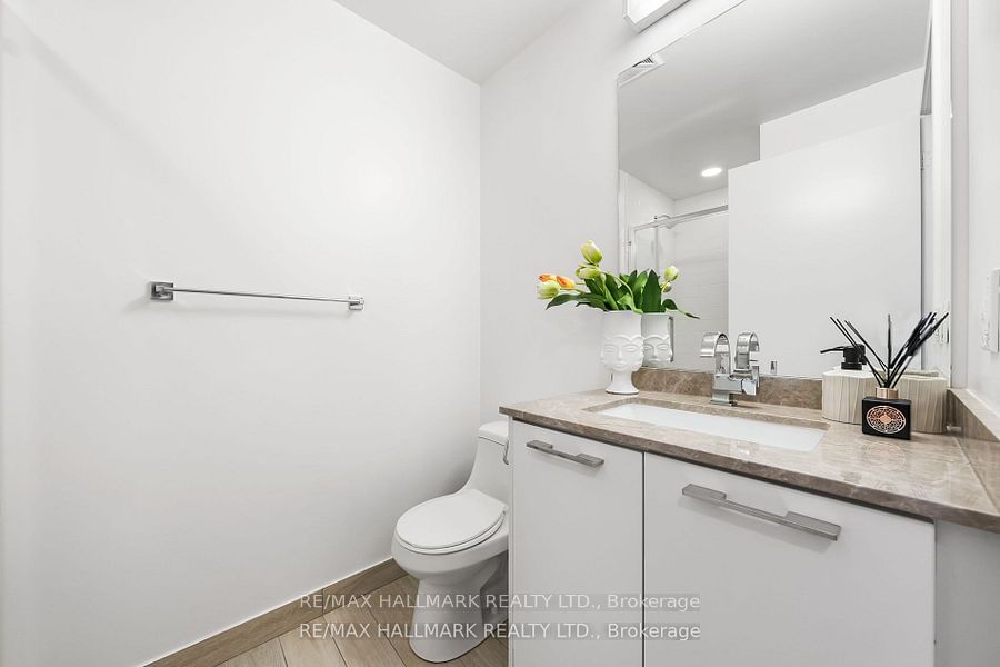 9471 Yonge St, unit 610 for sale - image #17