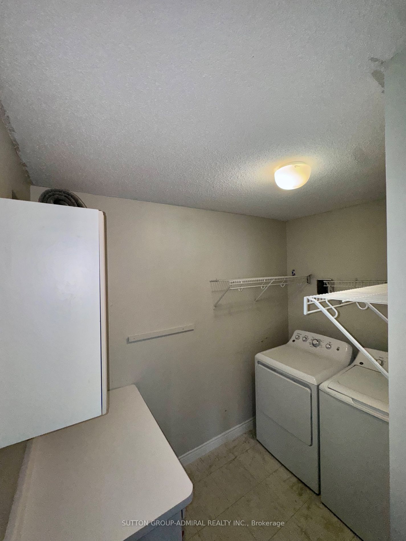 7 Townsgate Dr, unit 207 for rent - image #11