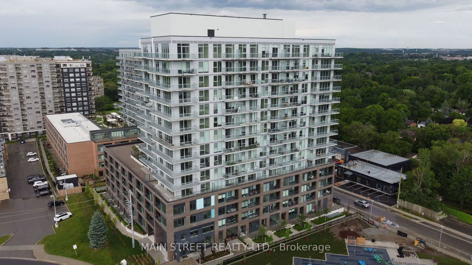 The Davis Condos II, Newmarket, Toronto