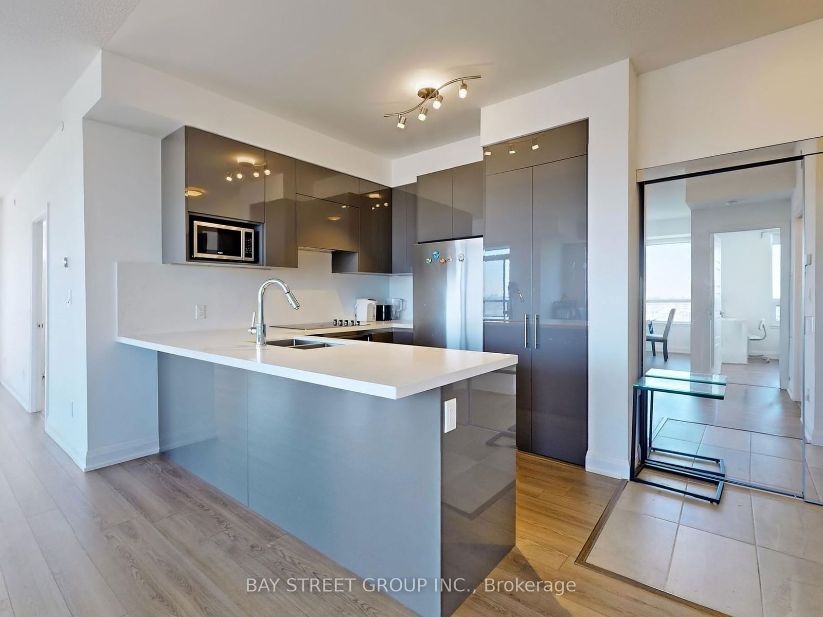 15 Water Walk Dr, unit 2708 for sale - image #9