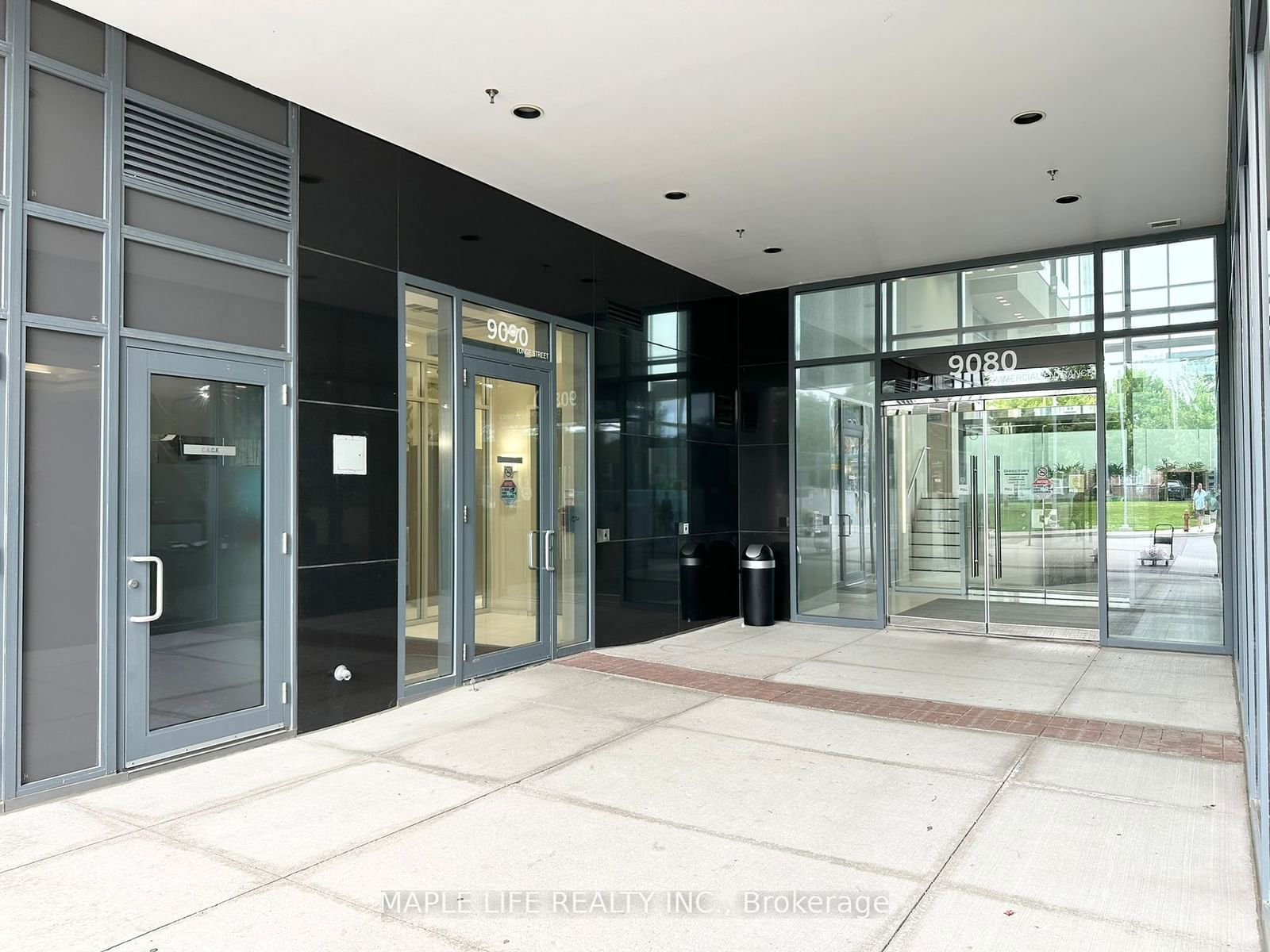 9090 Yonge St, unit 307 for sale - image #5