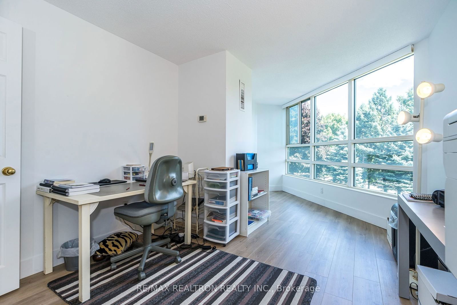 7825 Bayview Ave, unit 210 for sale - image #15