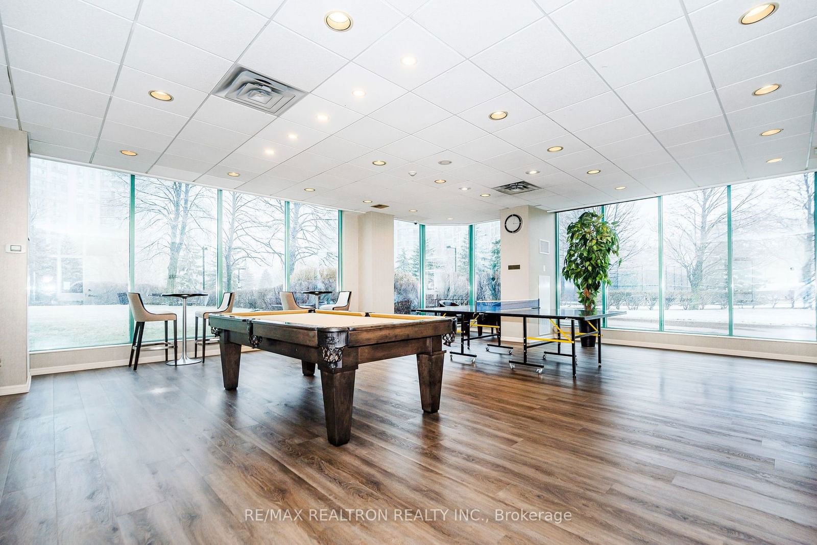 7825 Bayview Ave, unit 210 for sale - image #37