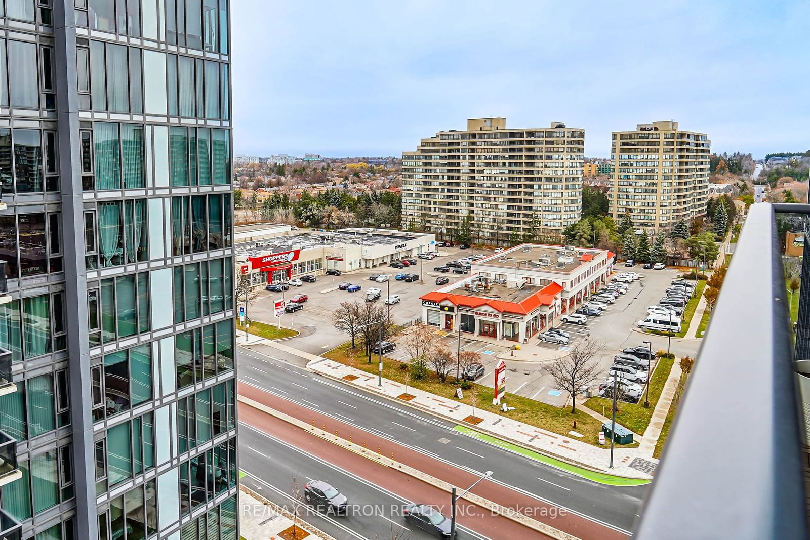 9600 Yonge St, unit 1109 for sale