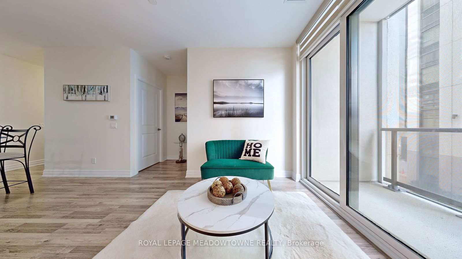 9085 Jane St, unit 208 for sale - image #26