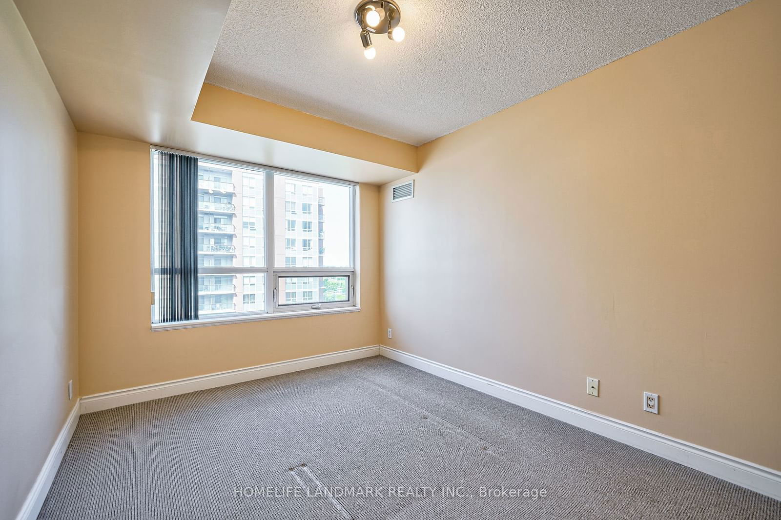 55 South Town Centre Blvd, unit 1109 for sale