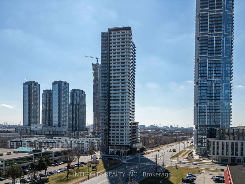 7895 Jane St, unit 2206 for sale - image #1