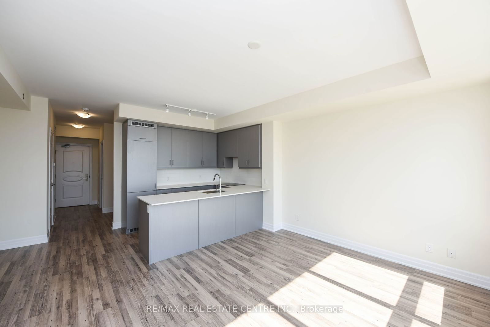 9075 Jane St, unit 508 for sale - image #23