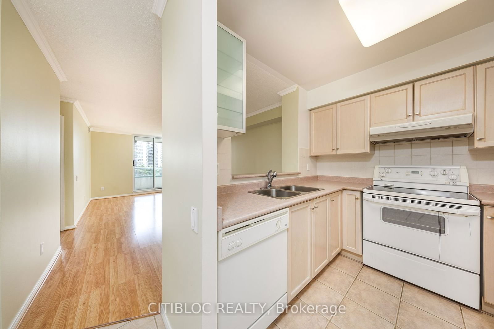 1 Emerald Lane, unit 508 for rent - image #10