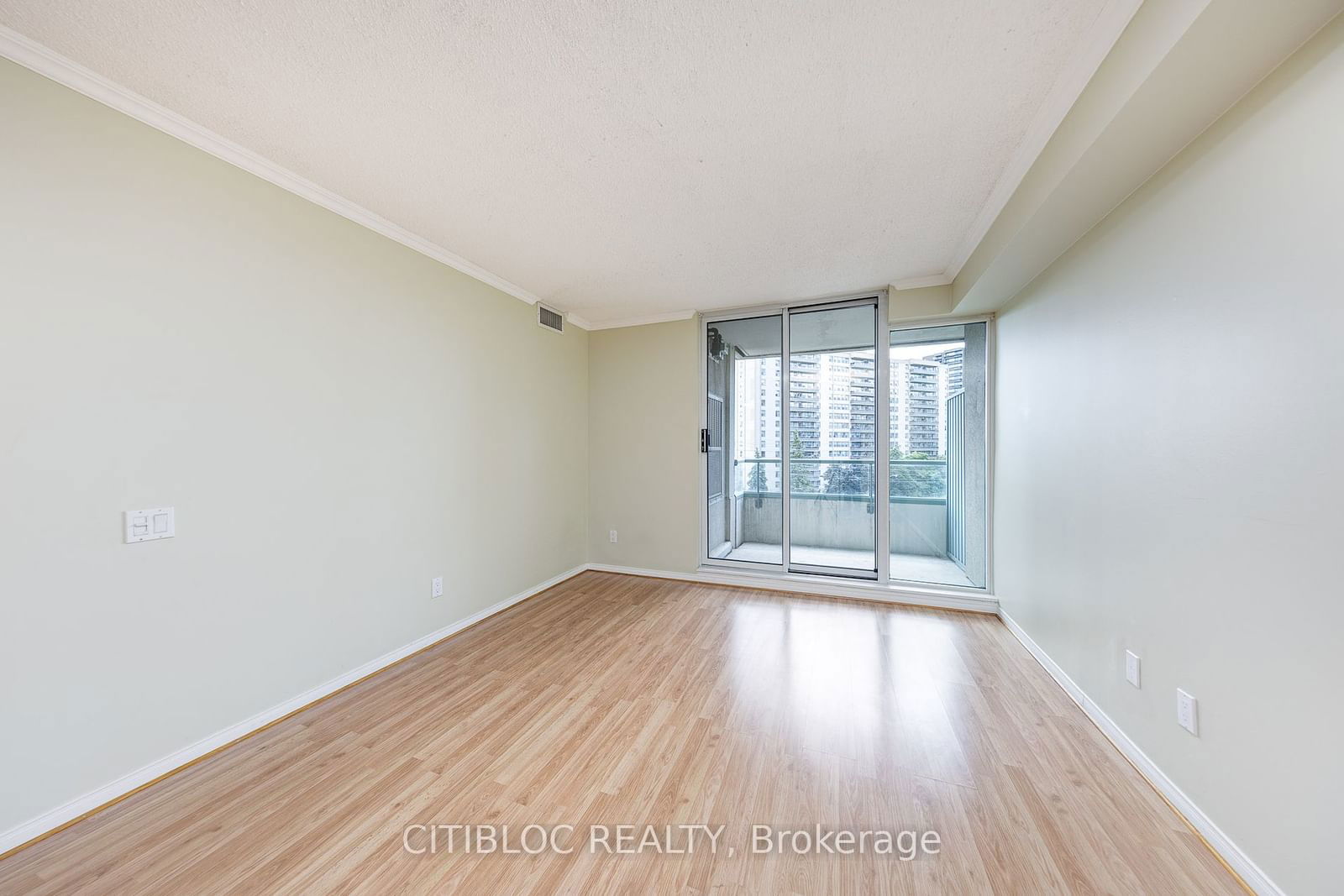 1 Emerald Lane, unit 508 for rent - image #14