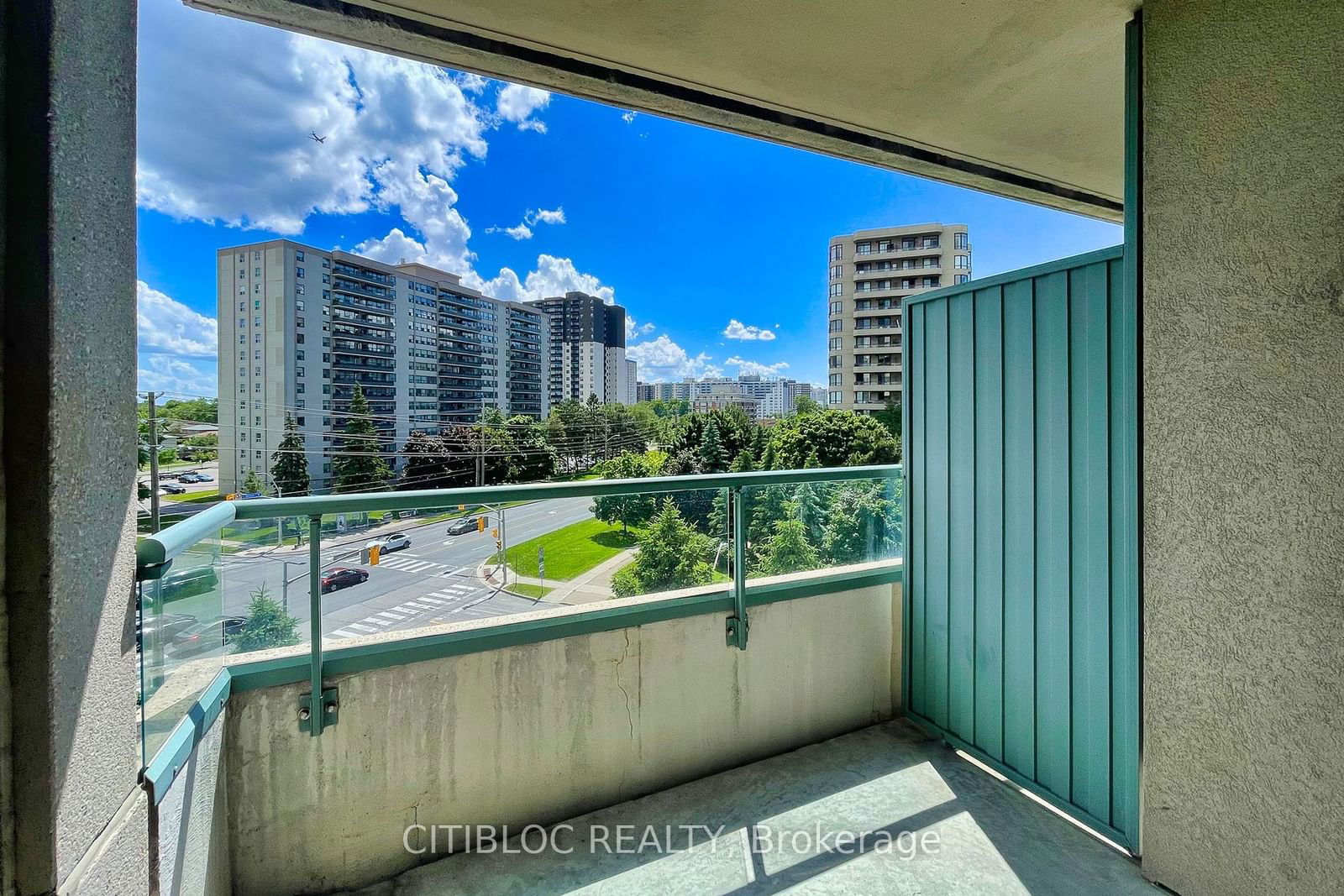 1 Emerald Lane, unit 508 for rent - image #26