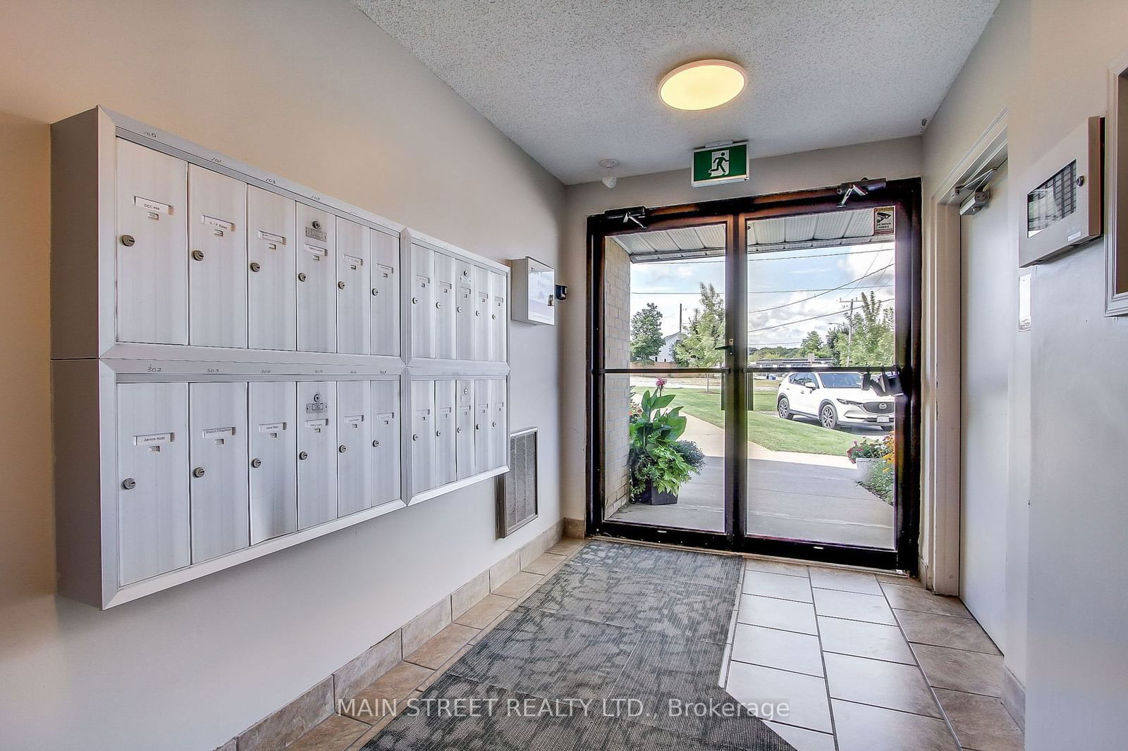 41 Ash St, unit 202 for sale - image #24