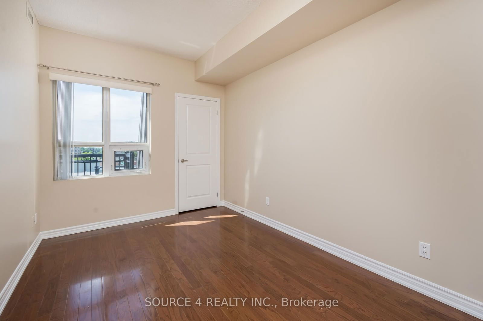 8026 Kipling Ave, unit 506 for sale - image #14