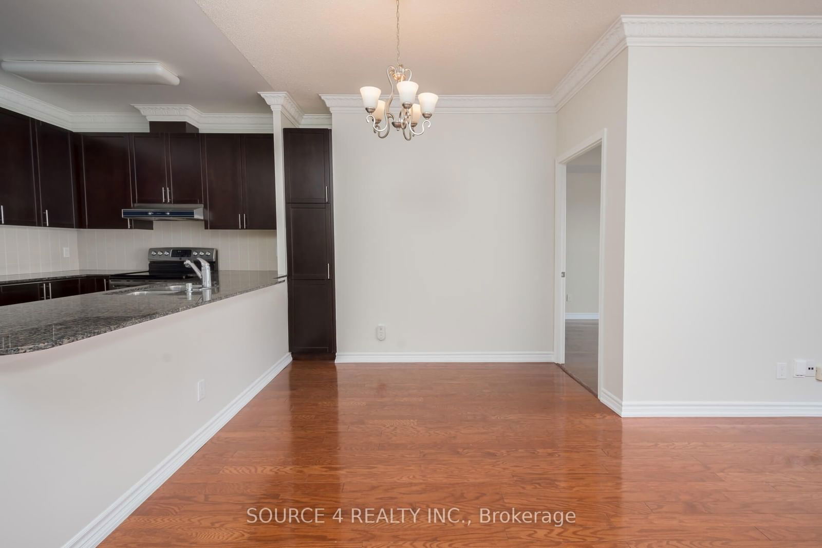 8026 Kipling Ave, unit 506 for sale - image #7