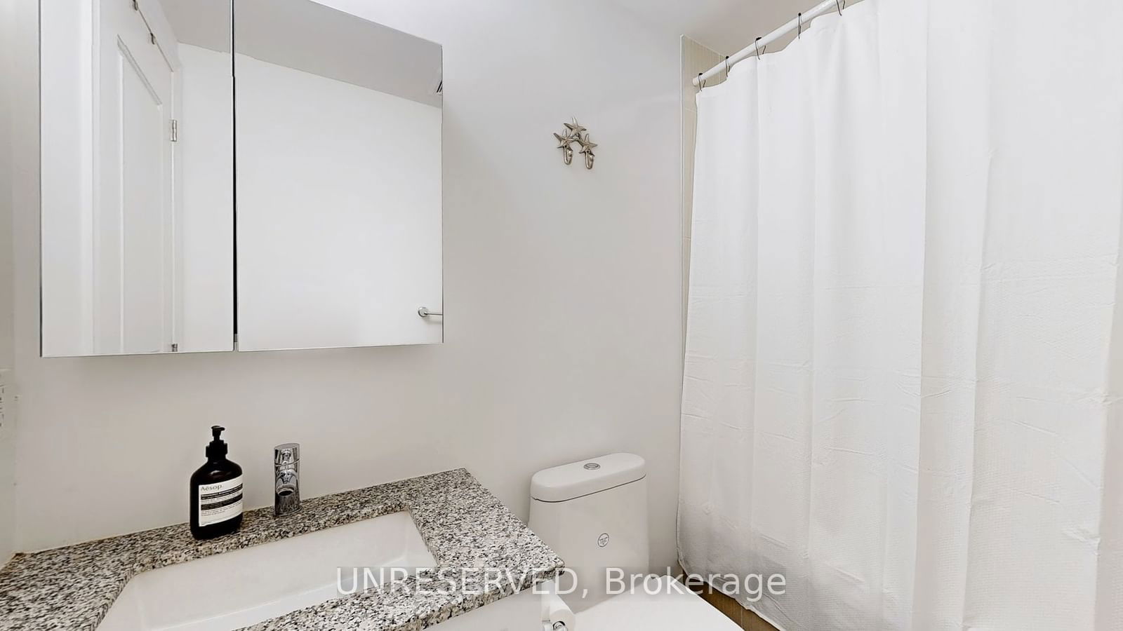 9618 Yonge St, unit 205 for sale - image #17