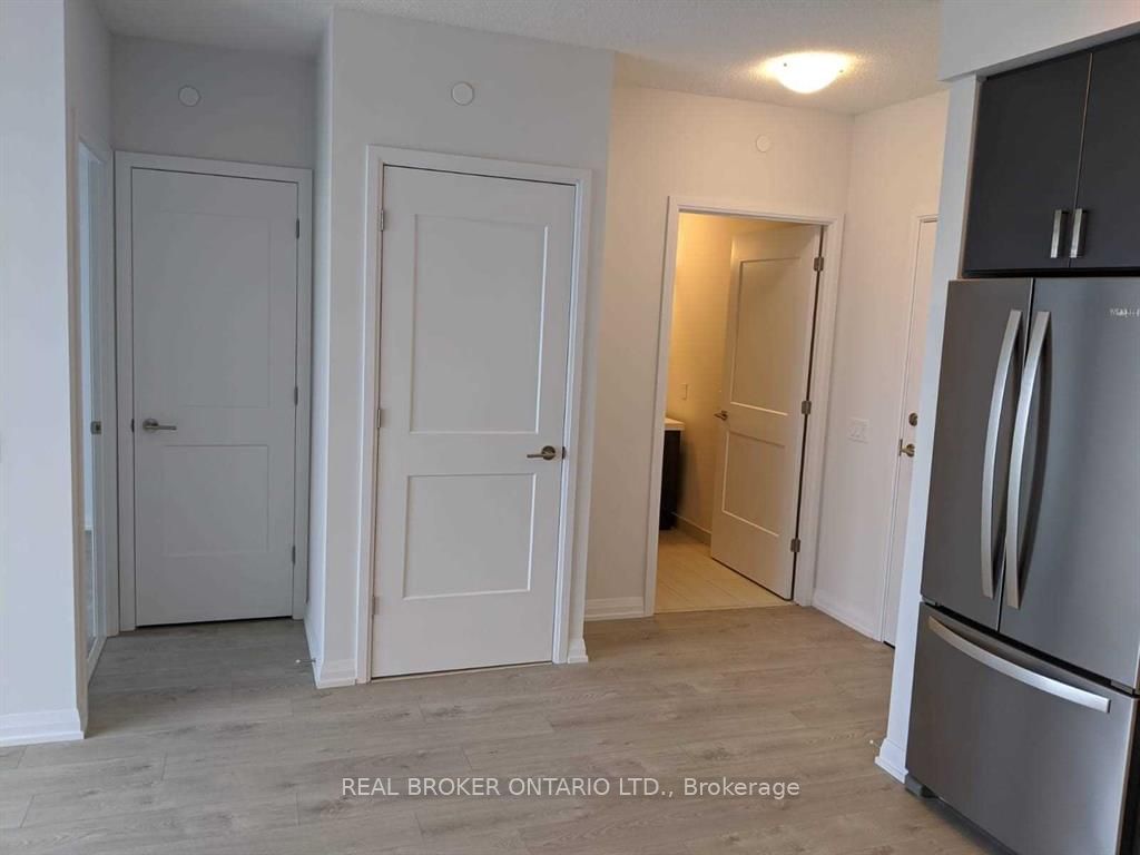 7895 Jane St, unit 614 for sale - image #7