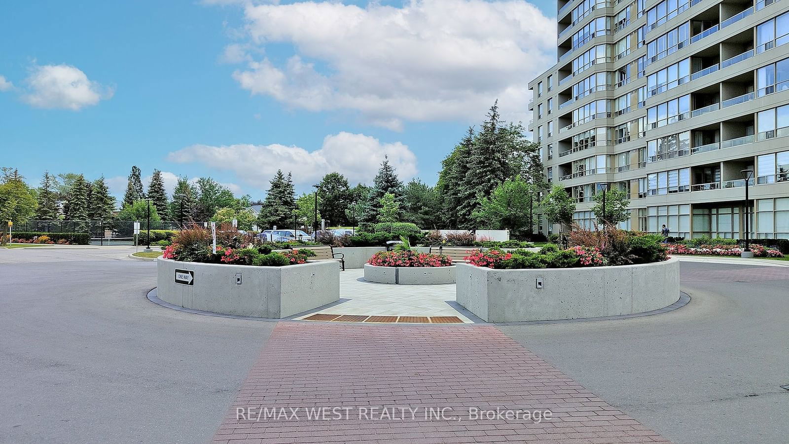 7 Townsgate Dr, unit 1408 for sale