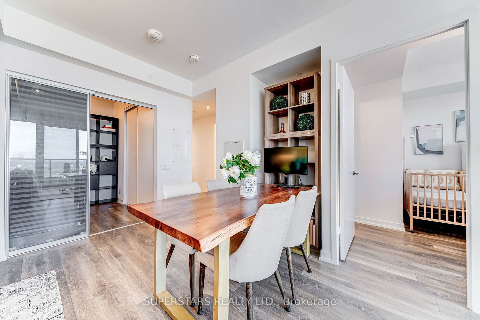 5 Buttermill Ave, unit 5106 for sale - image #5