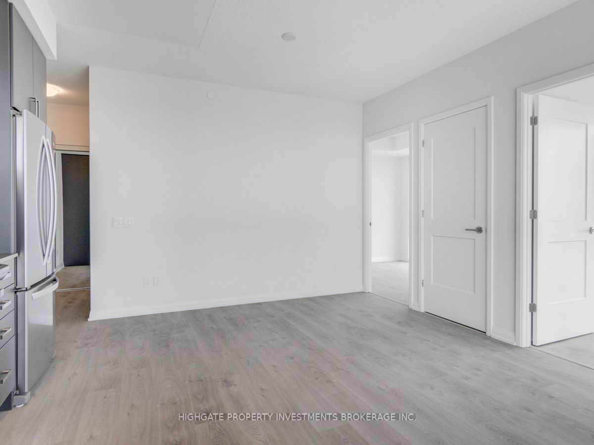 7895 Jane St, unit 3004 for rent - image #11