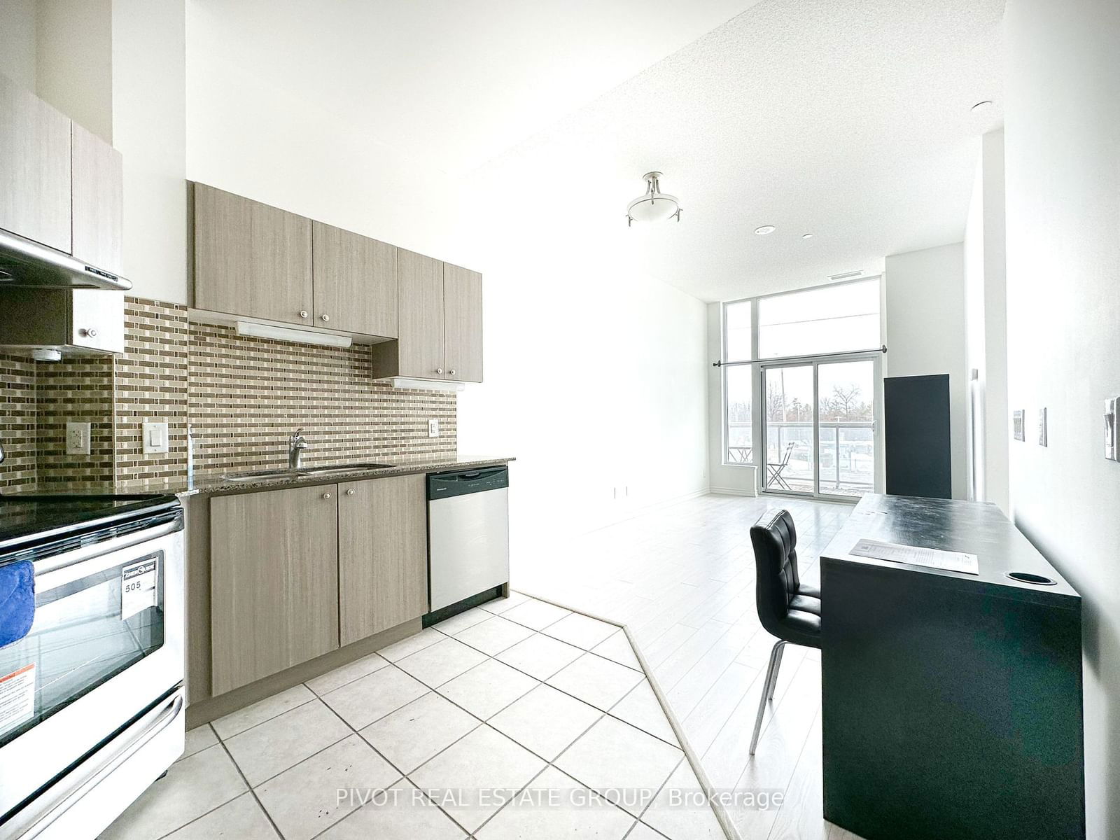 8323 Kennedy Rd, unit 119 for rent - image #4