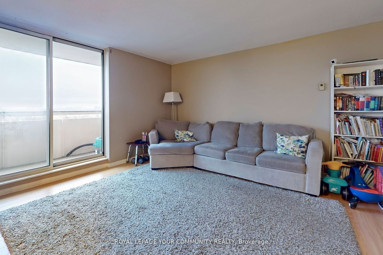 80 Inverlochy Blvd, unit 1210 for sale - image #3