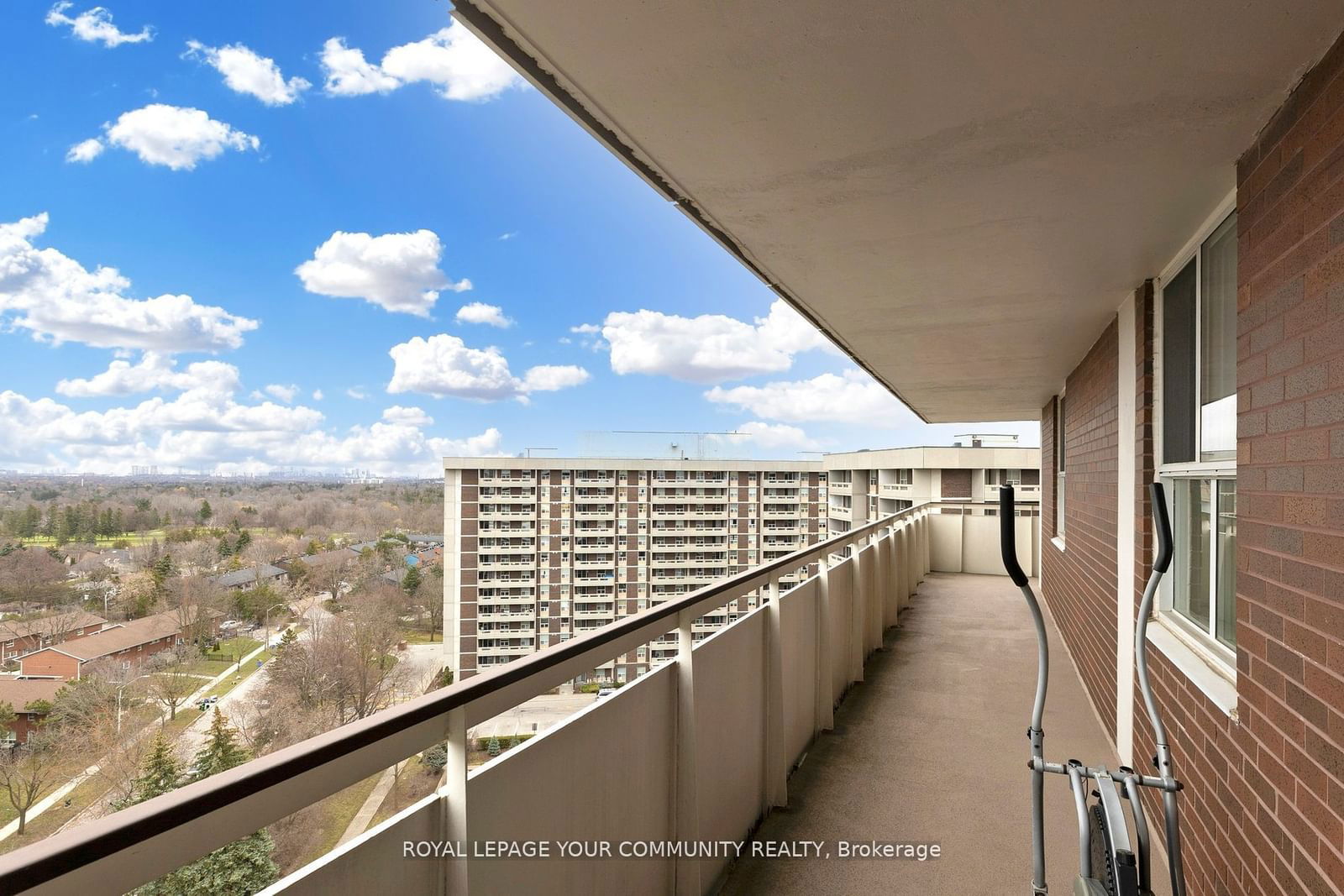 80 Inverlochy Blvd, unit 1210 for sale - image #7