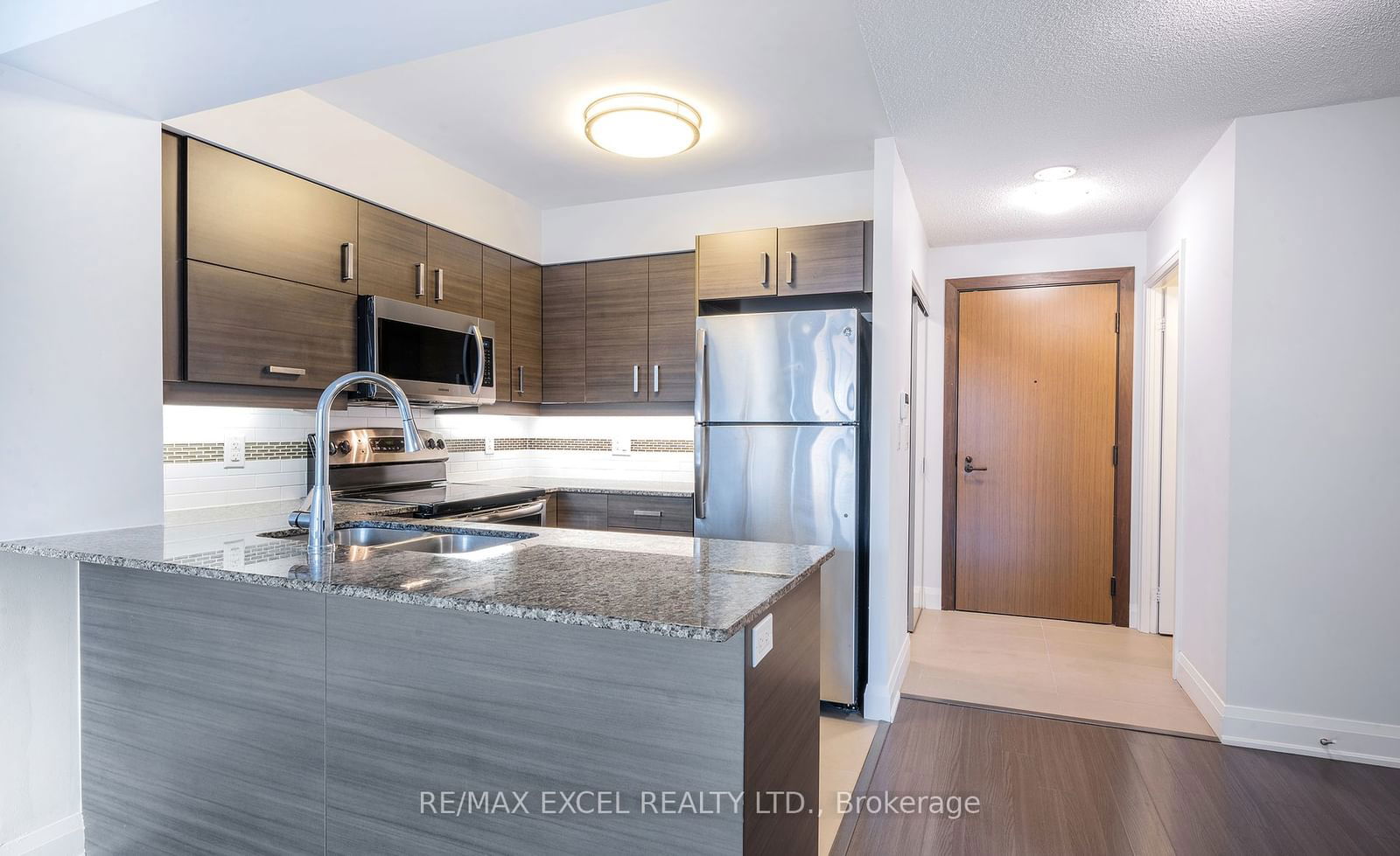 8200 Birchmount Rd, unit 705 for rent - image #12