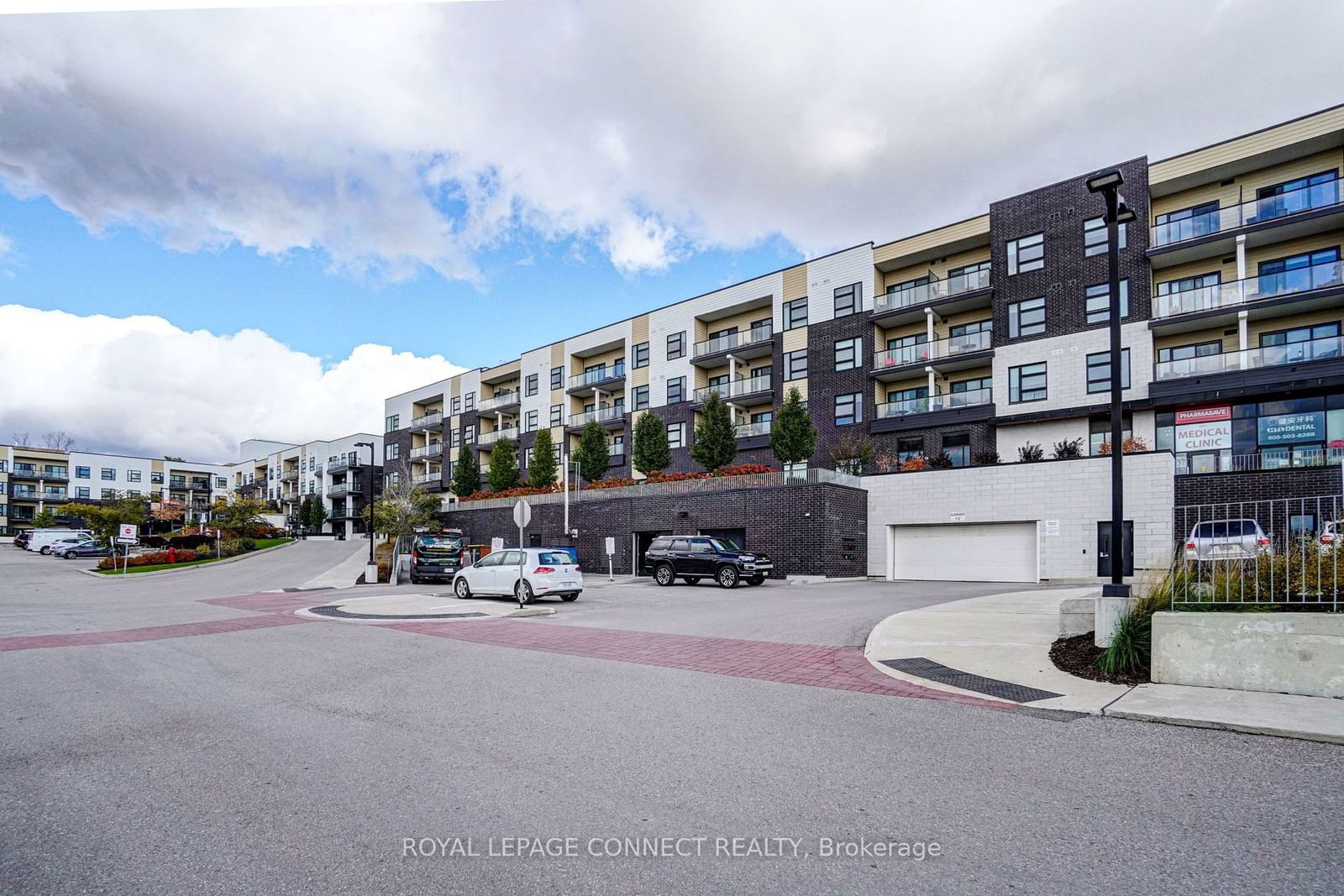 555 William Graham Dr, unit 116 for sale - image #34