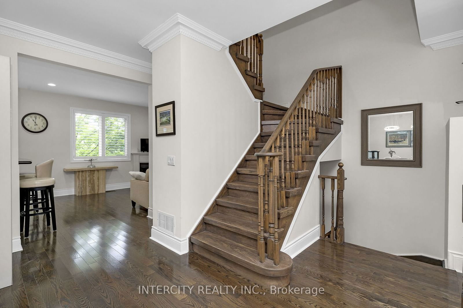 8038 Yonge St, unit 19 for sale