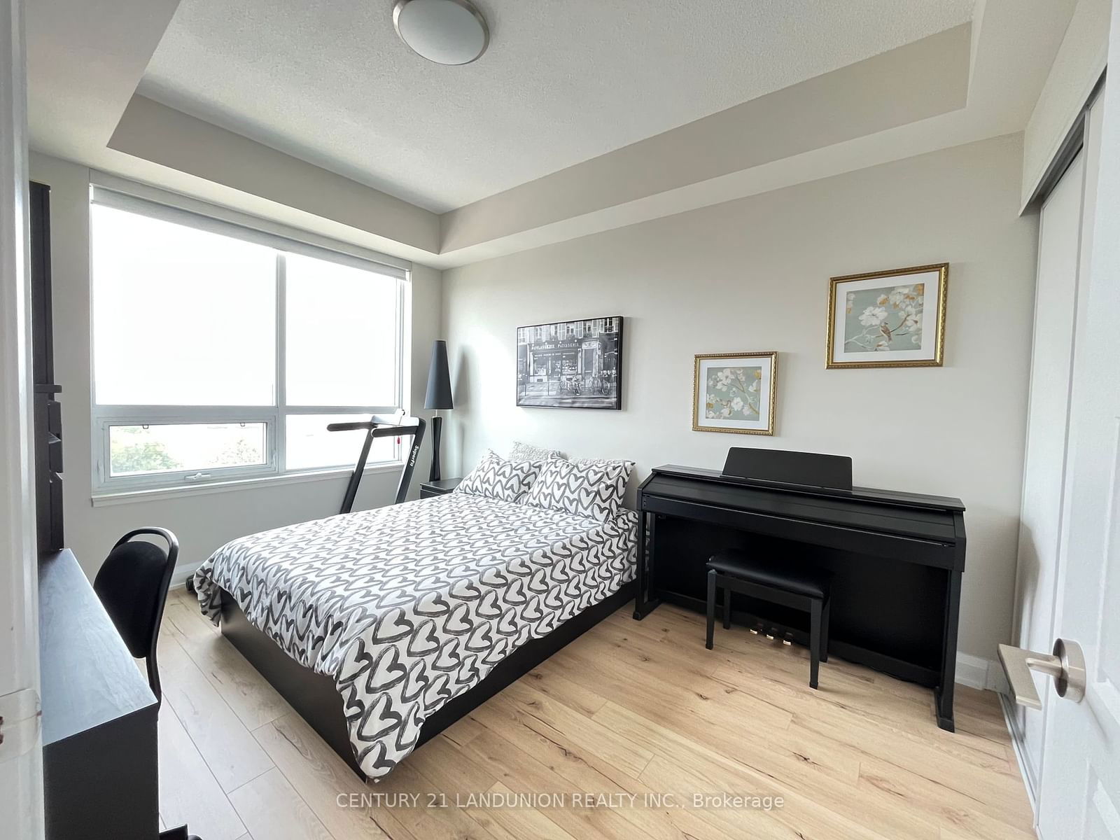 25 Water Walk Dr, unit 612 for rent - image #8