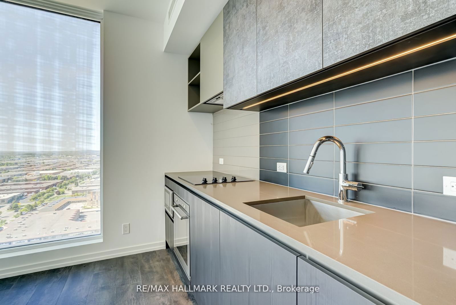 7890 Jane St, unit 2606 for sale - image #16