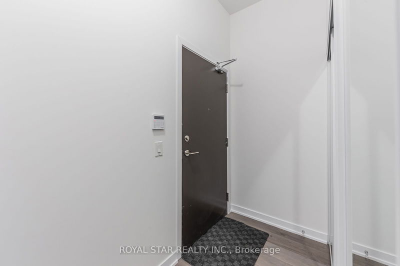 10 Honeycrisp Cres, unit 105 for sale - image #1