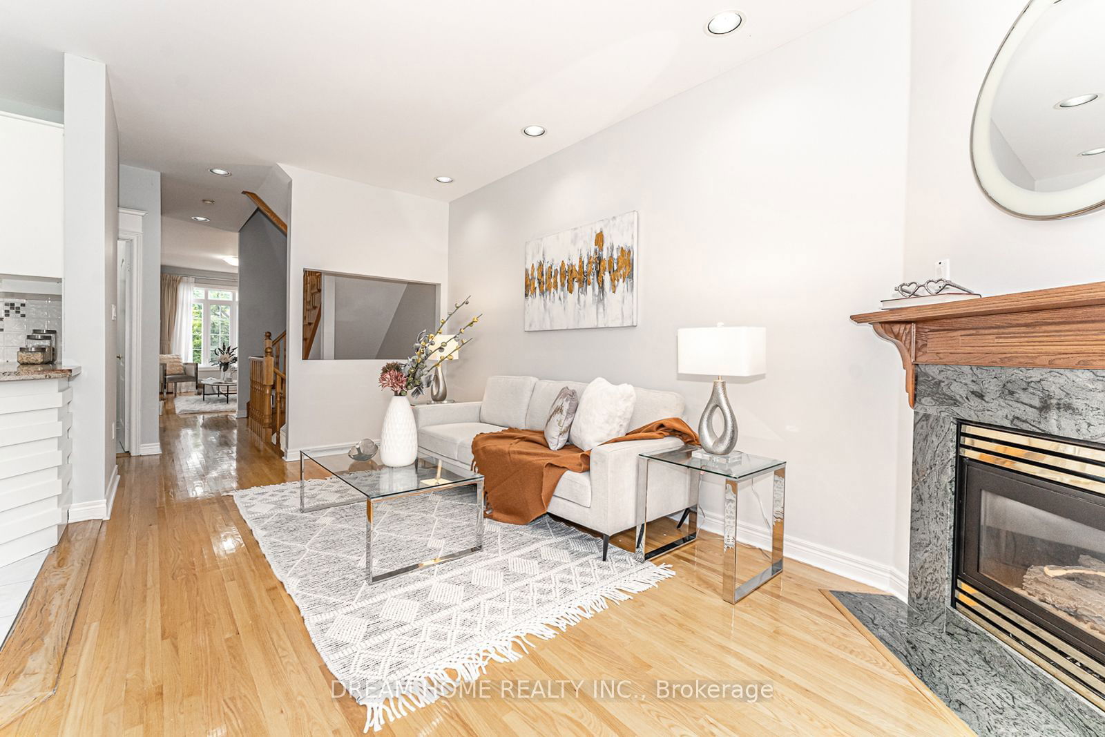 190 Harding Blvd, unit 120 for sale - image #8