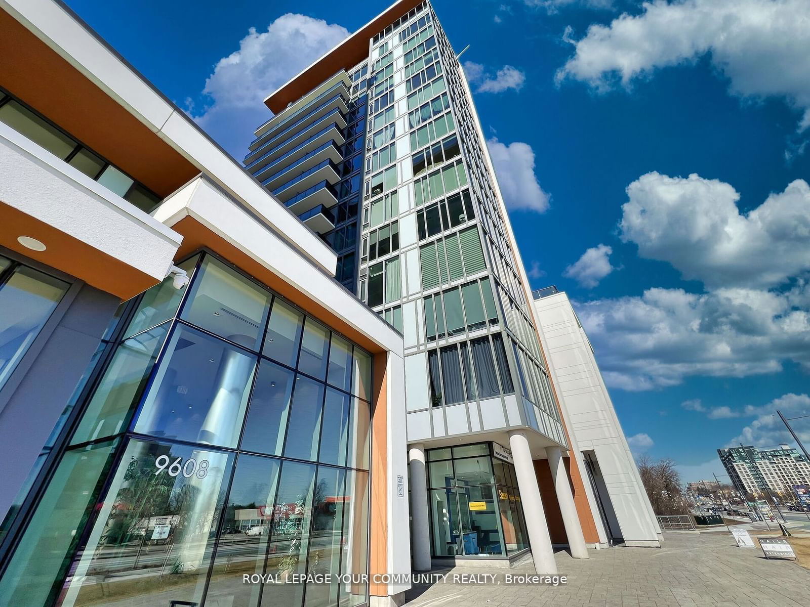 9608 Yonge St, unit 1202A for sale - image #1