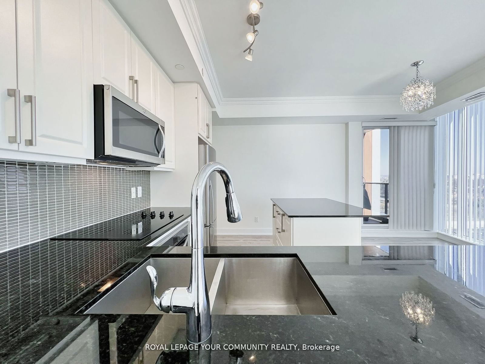 9608 Yonge St, unit 1202A for sale - image #21