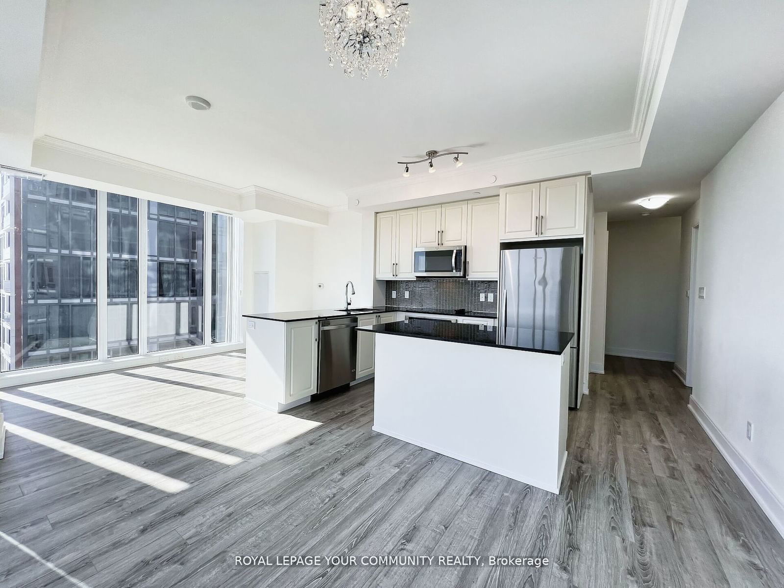 9608 Yonge St, unit 1202A for sale