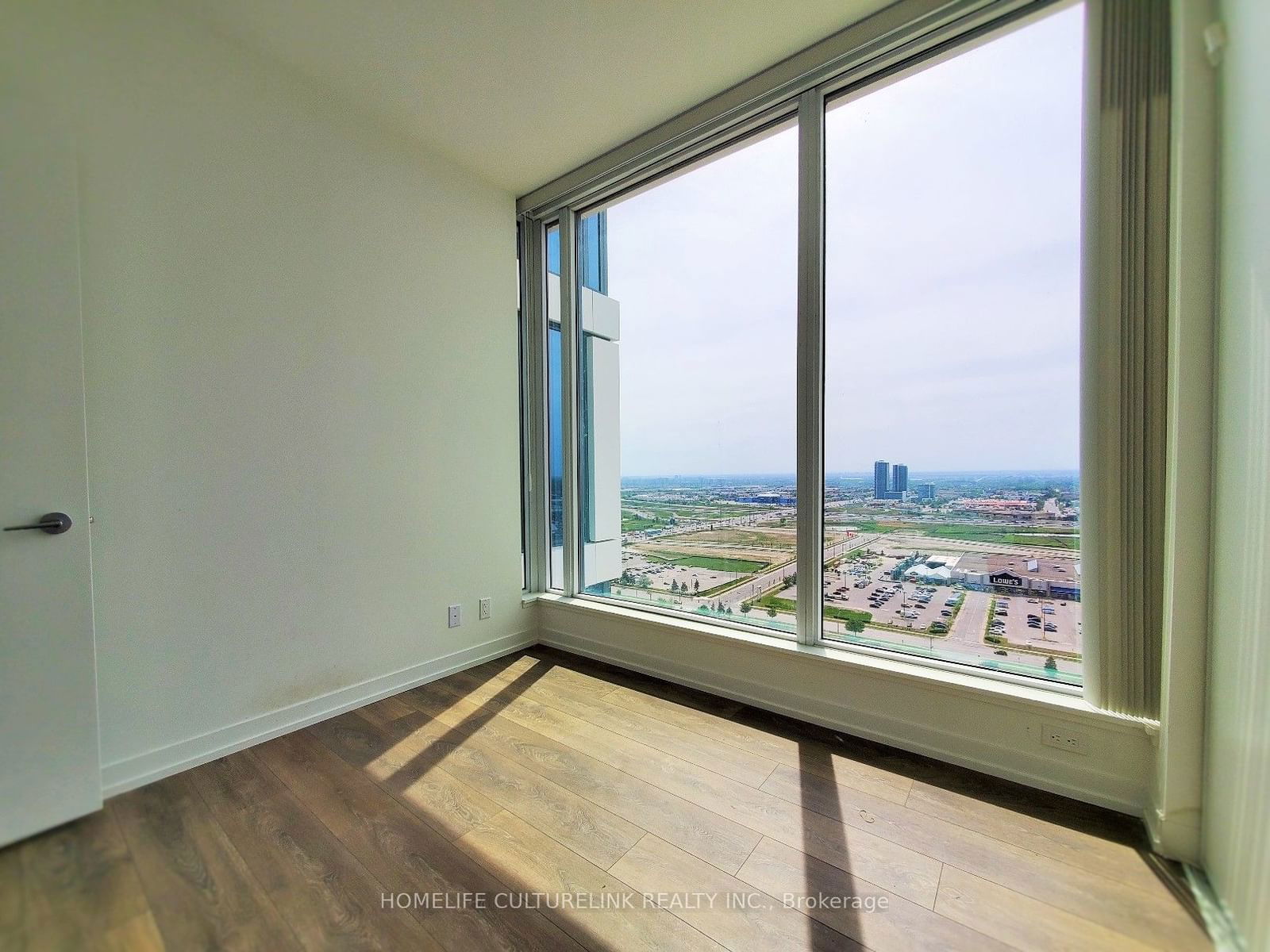 5 Buttermill Ave, unit 2710 for rent - image #10