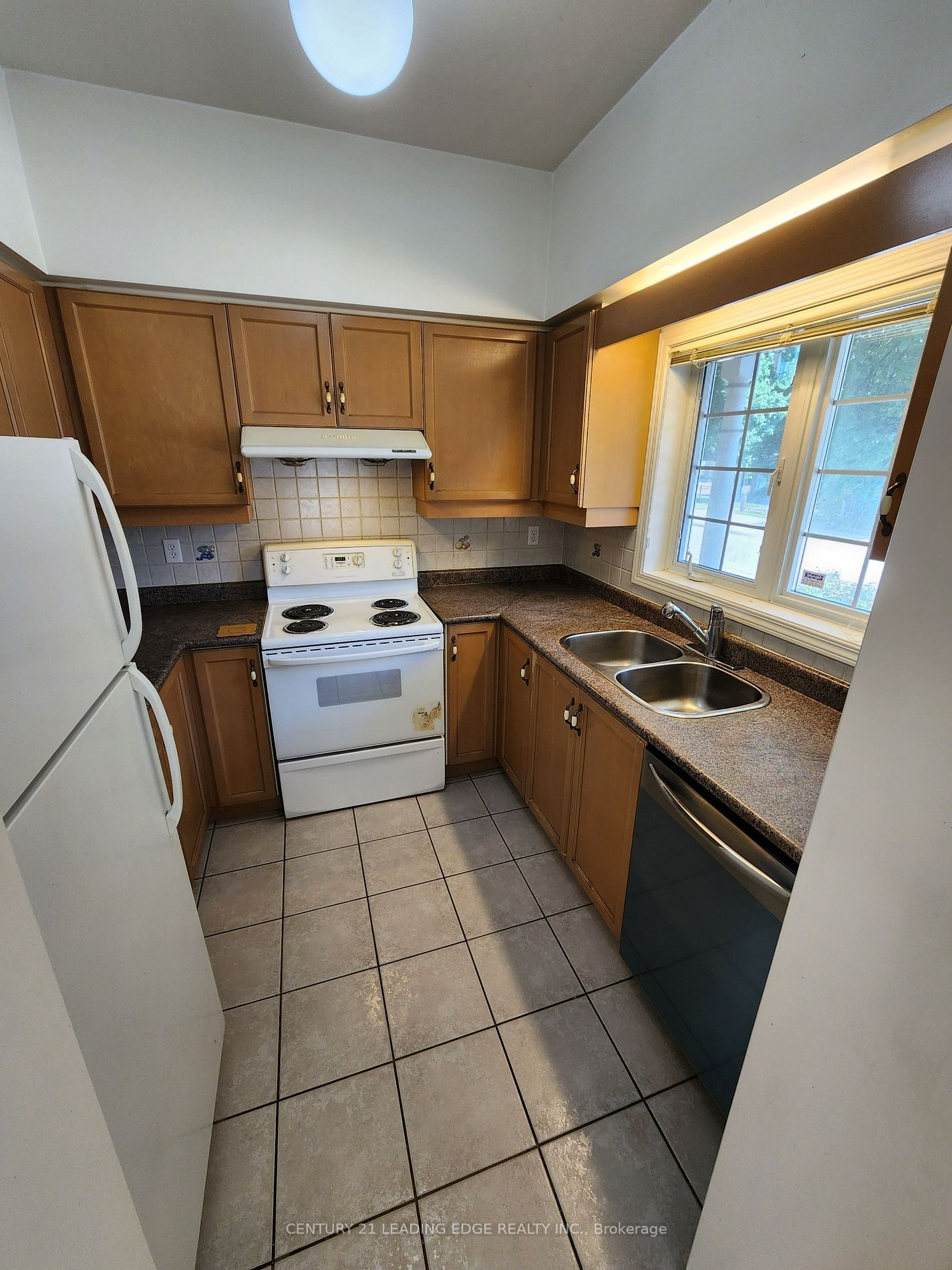 14 St. Moritz Way, unit 3A for rent - image #8